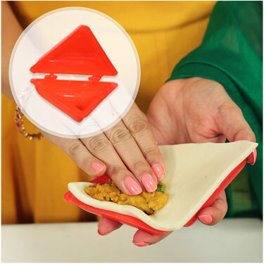 3 in 1 Puri Kachori & Gujiya Maker + Free 4 Pcs Snack Maker (PKG3)